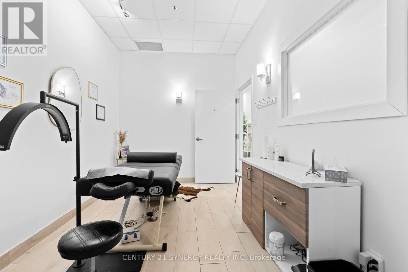 9/10 - 200 Vanguard Drive, Ottawa, Ontario  K4A 0T8 - Photo 11 - X12563162