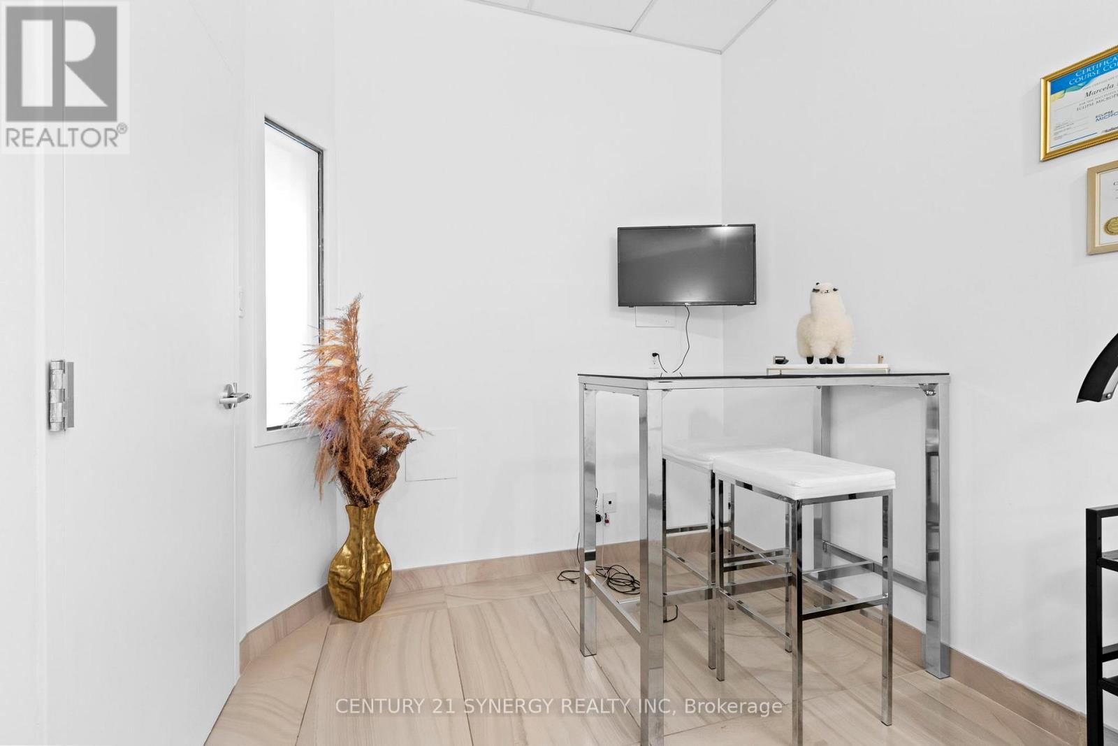 9/10 - 200 Vanguard Drive, Ottawa, Ontario  K4A 0T8 - Photo 12 - X12563162