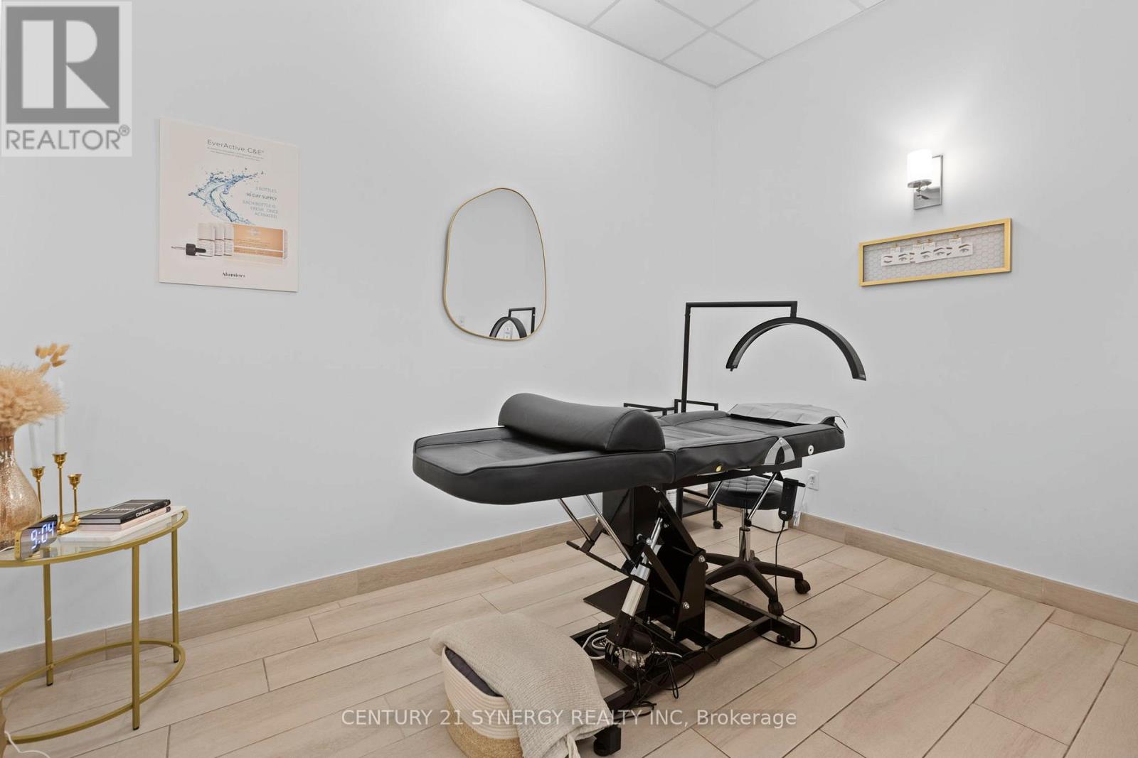 9/10 - 200 Vanguard Drive, Ottawa, Ontario  K4A 0T8 - Photo 18 - X12563162