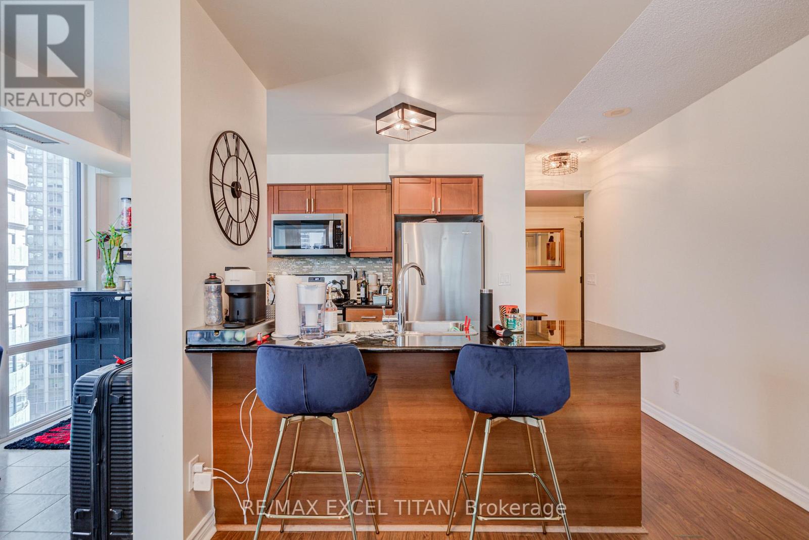 2006 - 19 Grand Trunk Crescent, Toronto, Ontario  M5J 3A3 - Photo 15 - C12562918