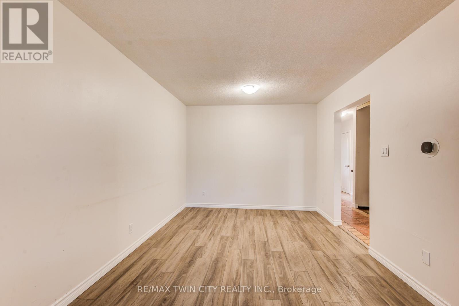 66 Charles Best Place, Kitchener, Ontario  N2M 5A3 - Photo 13 - X12562908