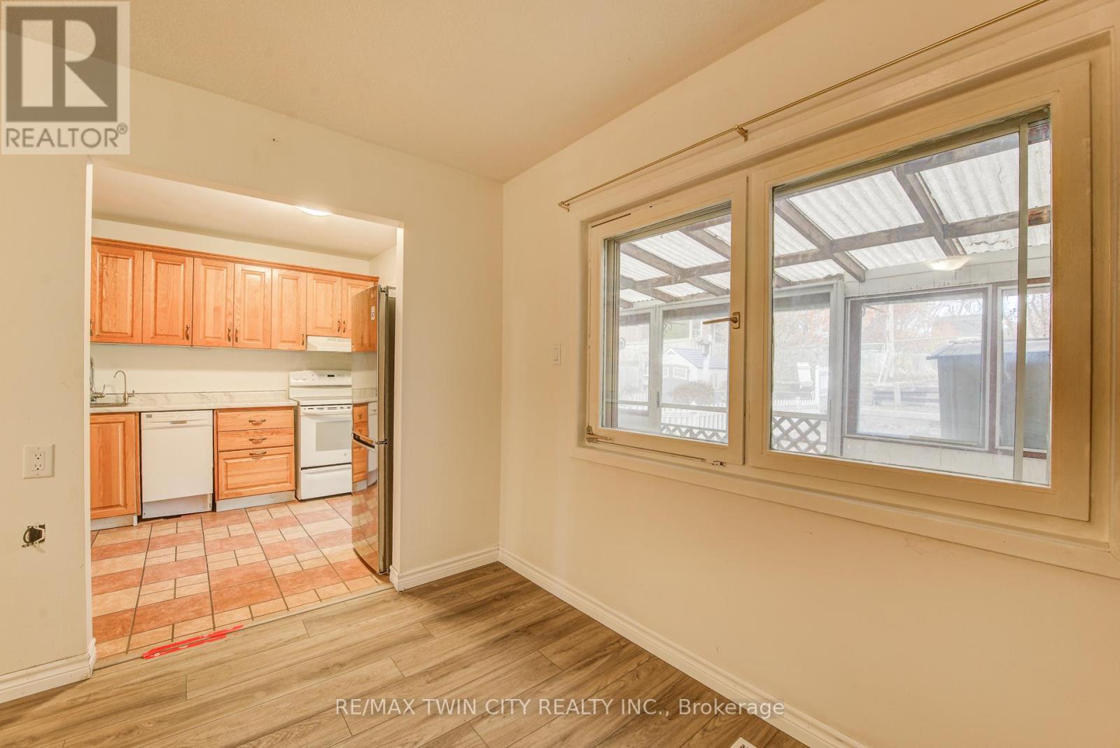 66 Charles Best Place, Kitchener, Ontario  N2M 5A3 - Photo 14 - X12562908