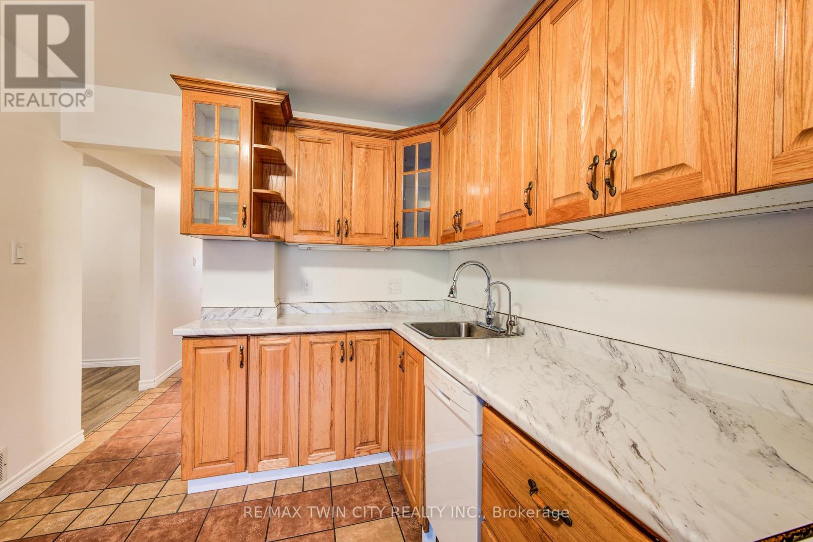 66 Charles Best Place, Kitchener, Ontario  N2M 5A3 - Photo 16 - X12562908