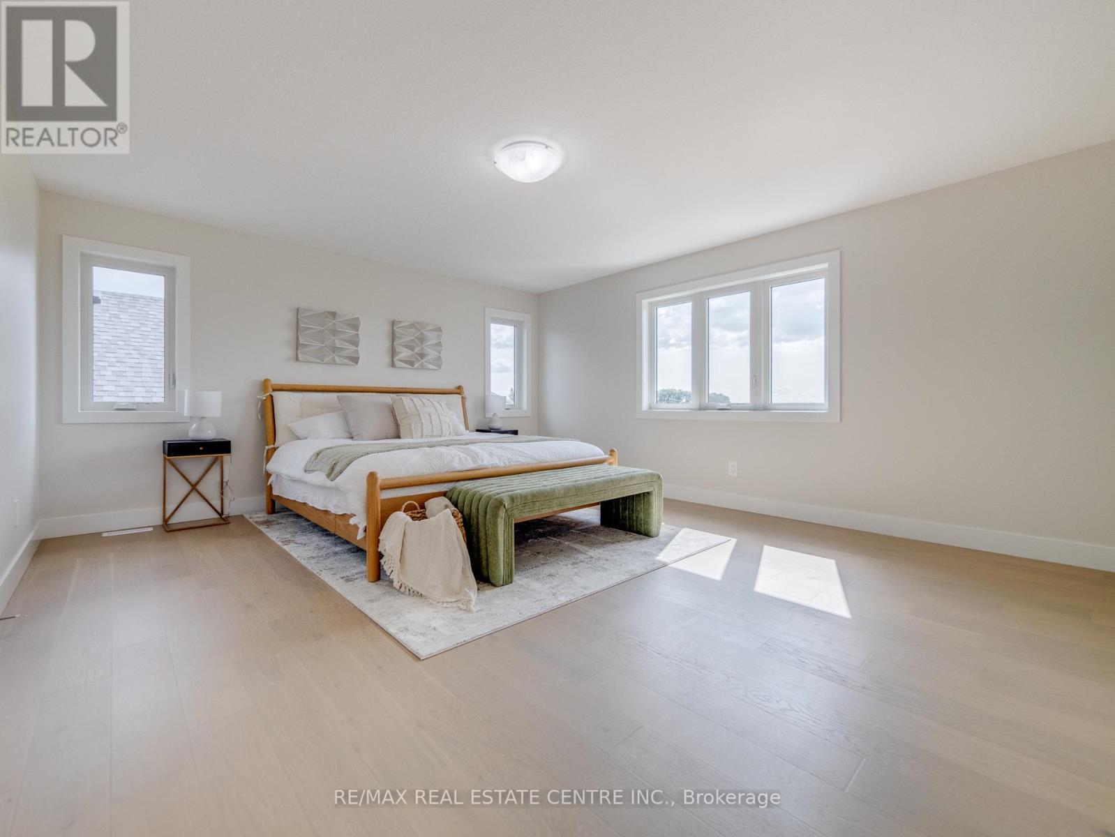 7 - 7966 Fallon Drive, Lucan Biddulph, Ontario  N0M 1V0 - Photo 13 - X12562938