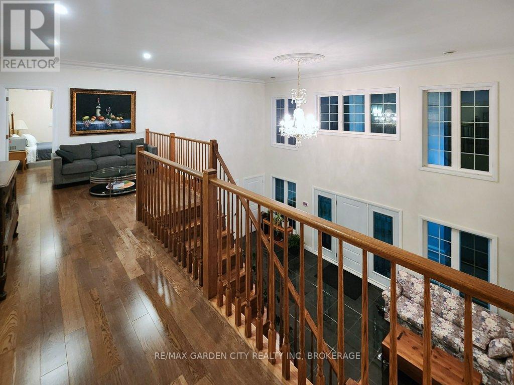 2400 Effingham Street, Pelham, Ontario  L0S 1C0 - Photo 19 - X12563130