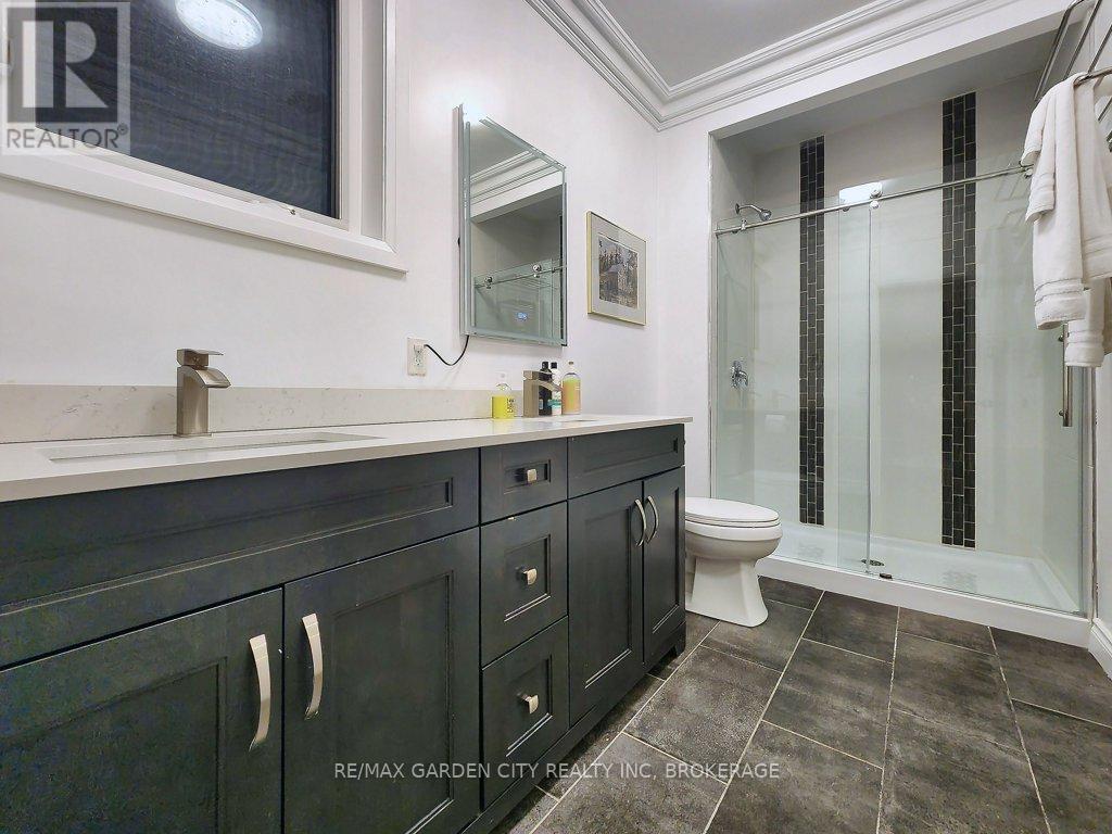 2400 Effingham Street, Pelham, Ontario  L0S 1C0 - Photo 29 - X12563130