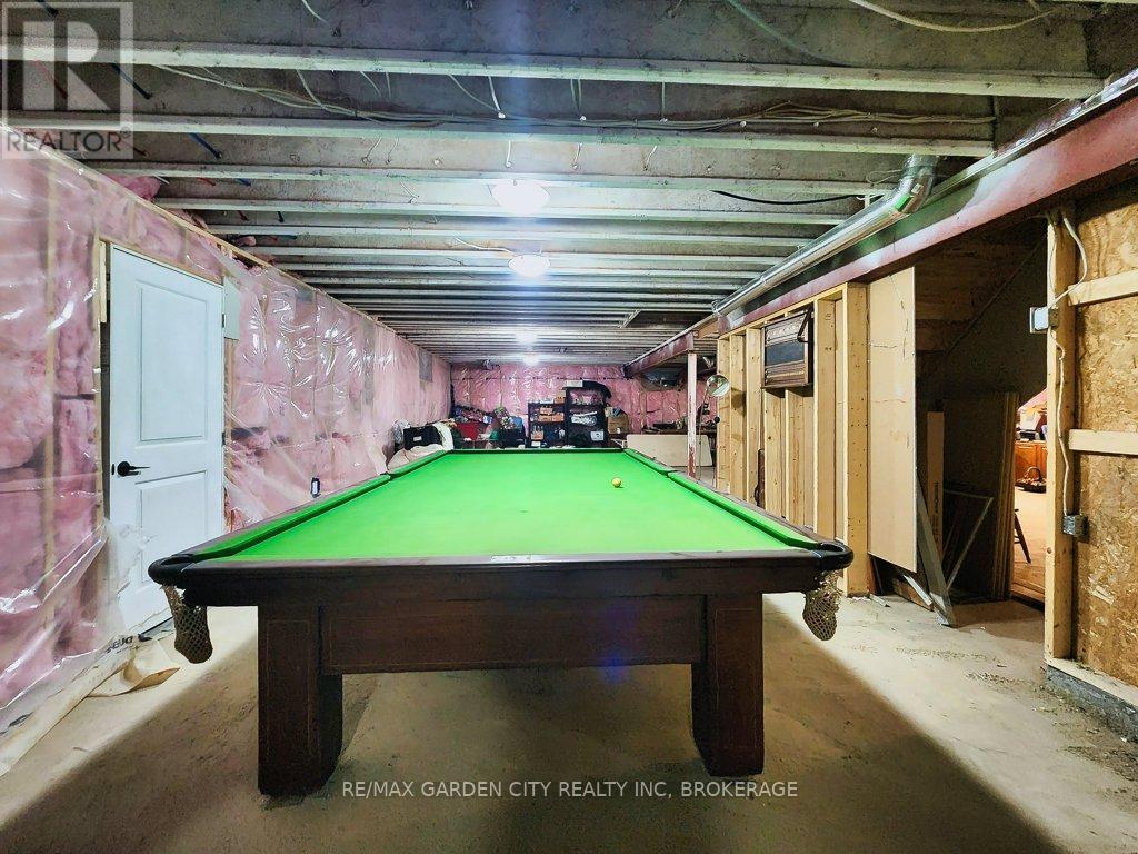 2400 Effingham Street, Pelham, Ontario  L0S 1C0 - Photo 35 - X12563130