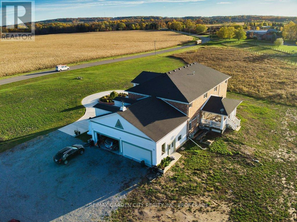 2400 Effingham Street, Pelham, Ontario  L0S 1C0 - Photo 40 - X12563130