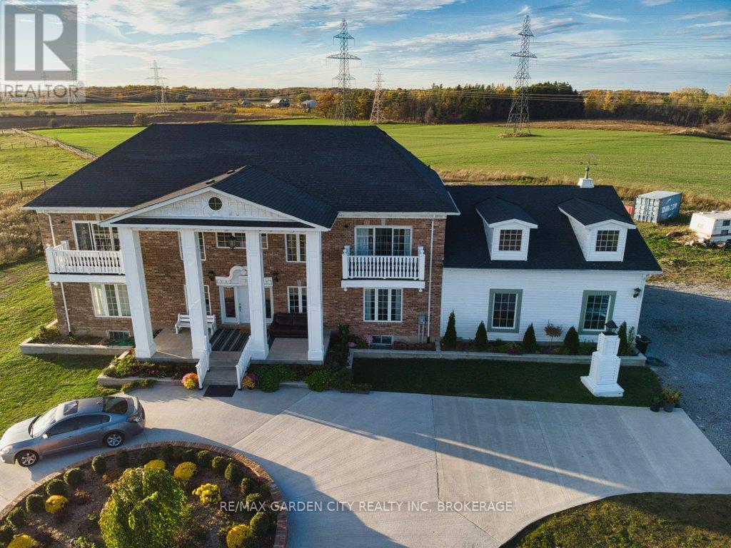 2400 Effingham Street, Pelham, Ontario  L0S 1C0 - Photo 43 - X12563130