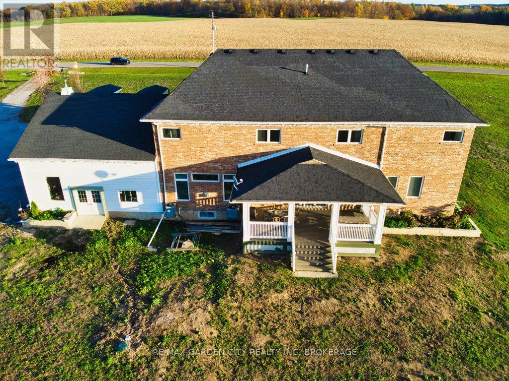 2400 Effingham Street, Pelham, Ontario  L0S 1C0 - Photo 45 - X12563130