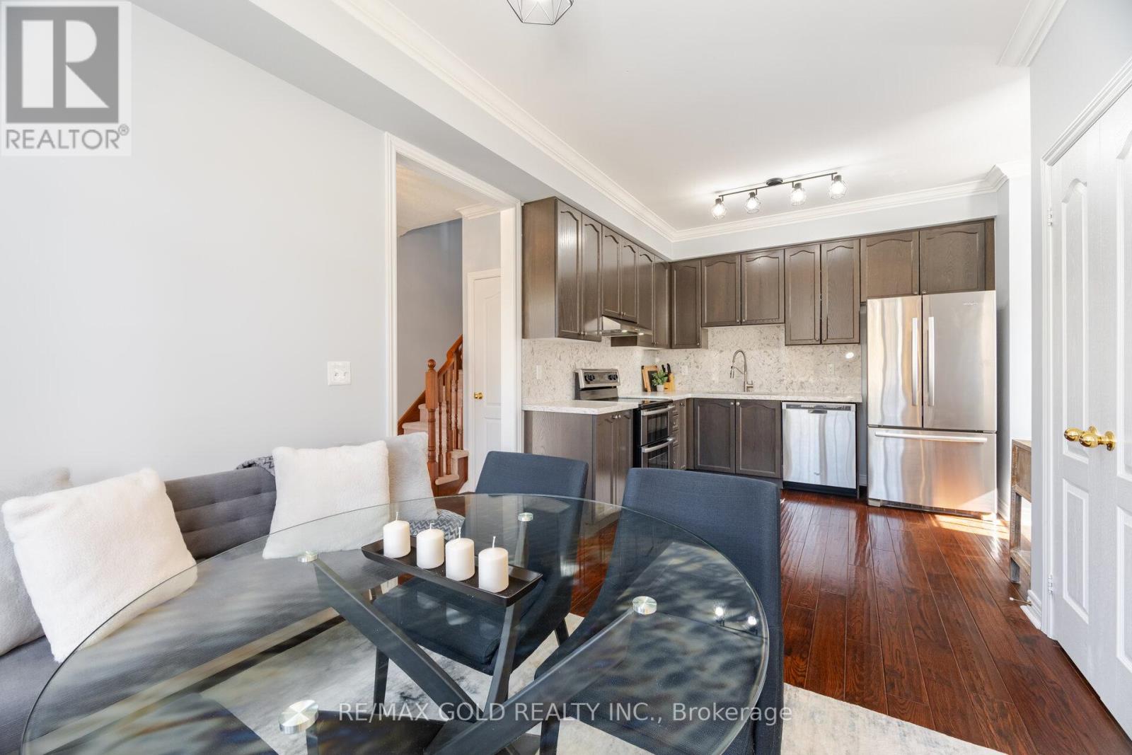 2494 Earl Grey Avenue, Pickering, Ontario  L1X 0B9 - Photo 12 - E12559778