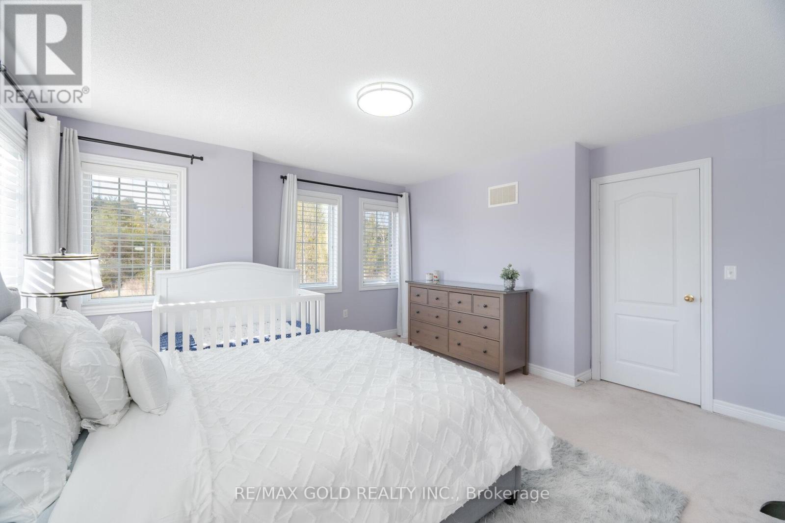 2494 Earl Grey Avenue, Pickering, Ontario  L1X 0B9 - Photo 21 - E12559778