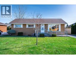 1826 Mayfair STREET, Kingsville, Ontario