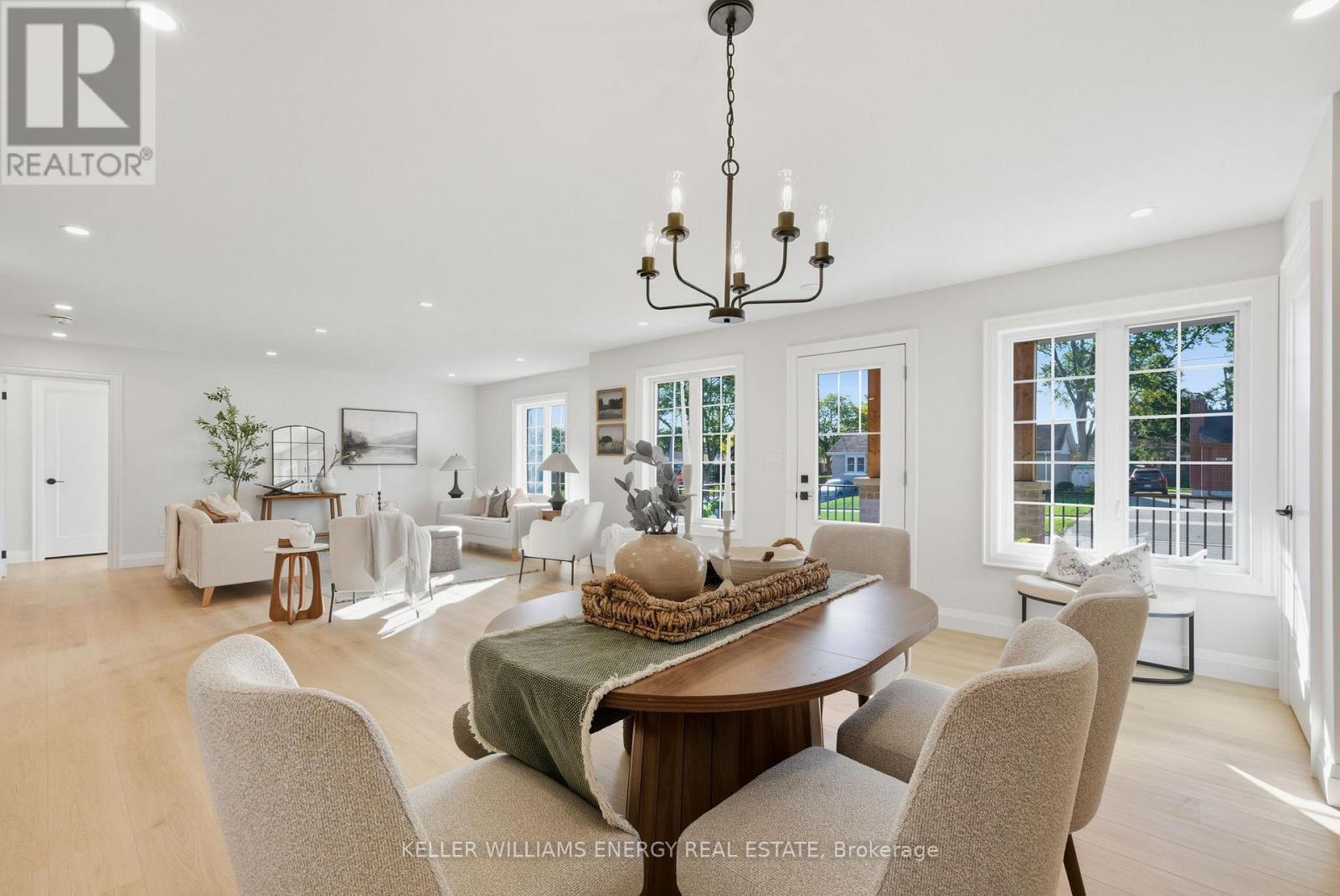 476 Beurling Avenue, Oshawa, Ontario  L1J 2Z9 - Photo 6 - E12563020