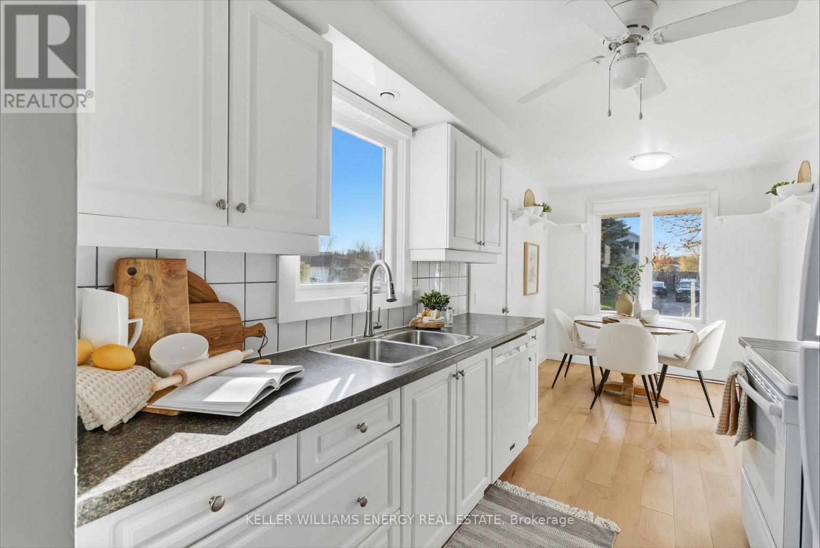 35 Overbank Drive, Oshawa, Ontario  L1J 7X9 - Photo 11 - E12563040