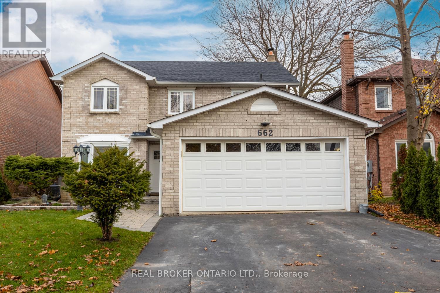 662 Cognac Crescent, Pickering, Ontario  L1X 1L7 - Photo 2 - E12563048