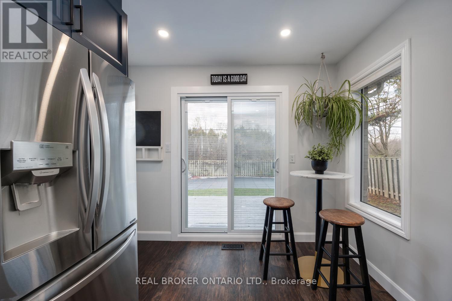 662 Cognac Crescent, Pickering, Ontario  L1X 1L7 - Photo 9 - E12563048