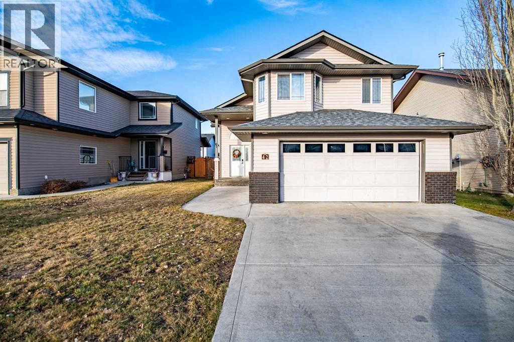 42 Landry Bend, Red Deer, Alberta  T4R 3S5 - Photo 2 - A2270918