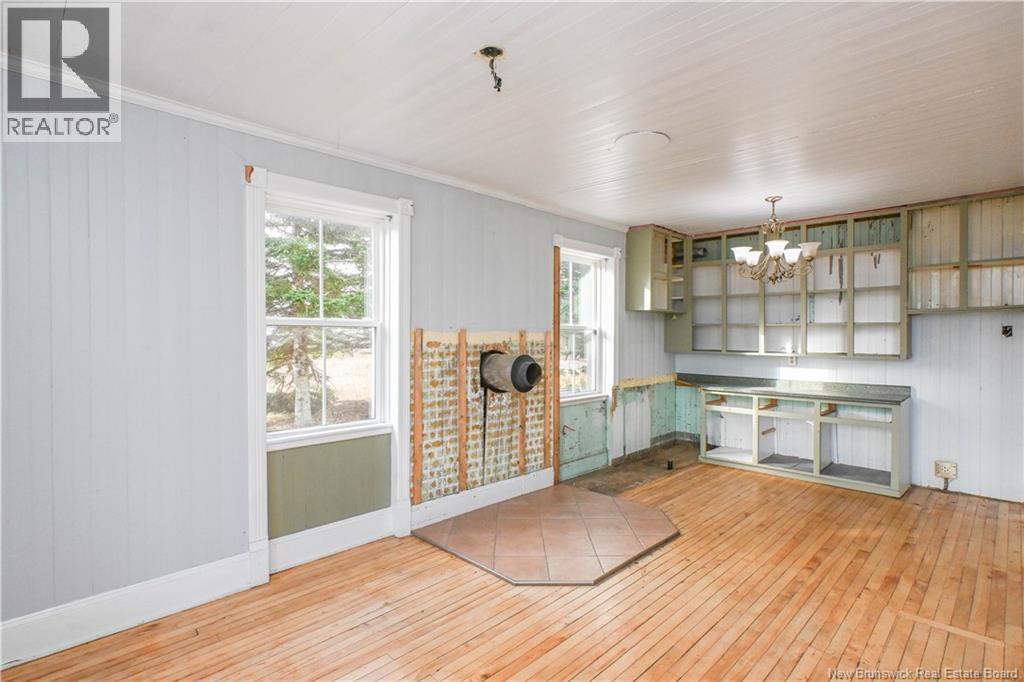 121 Chemin De La Baie Road, Pointe-Alexandre, New Brunswick  E8T 2H3 - Photo 12 - NB130386