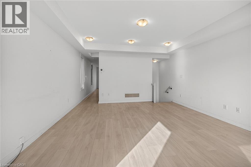 205 Sabina Drive, Oakville, Ontario  L6H 0L4 - Photo 17 - 40787790