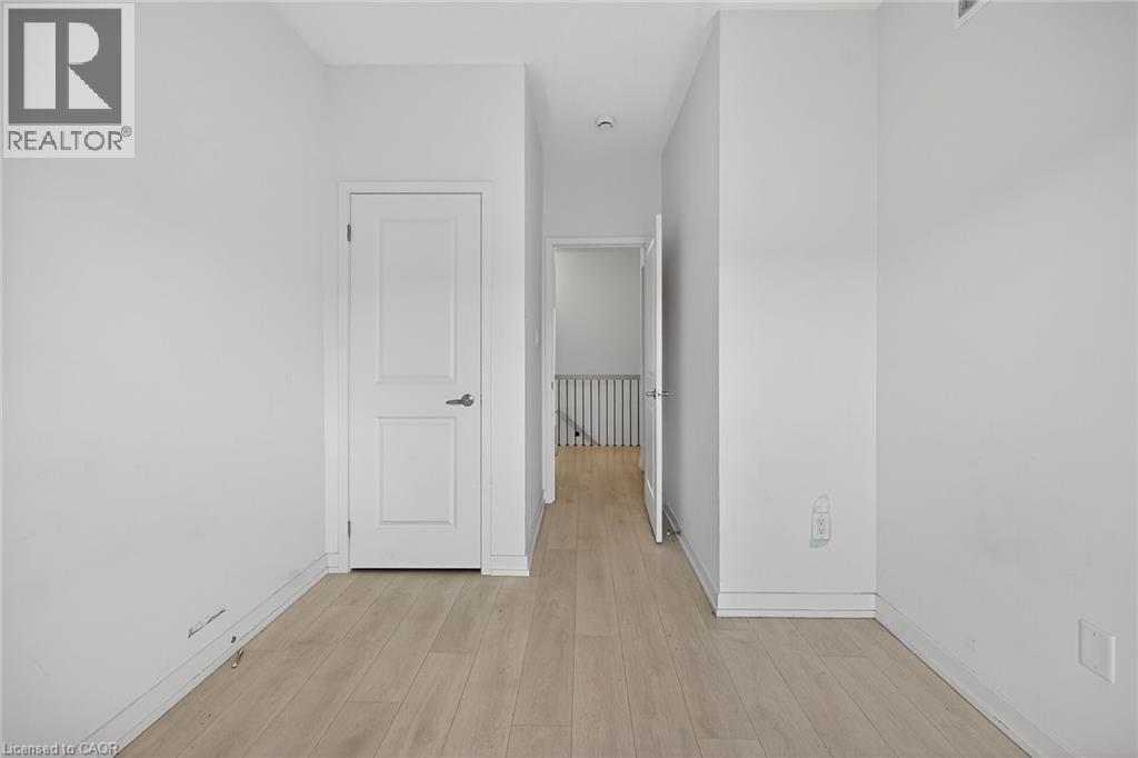 205 Sabina Drive, Oakville, Ontario  L6H 0L4 - Photo 35 - 40787790