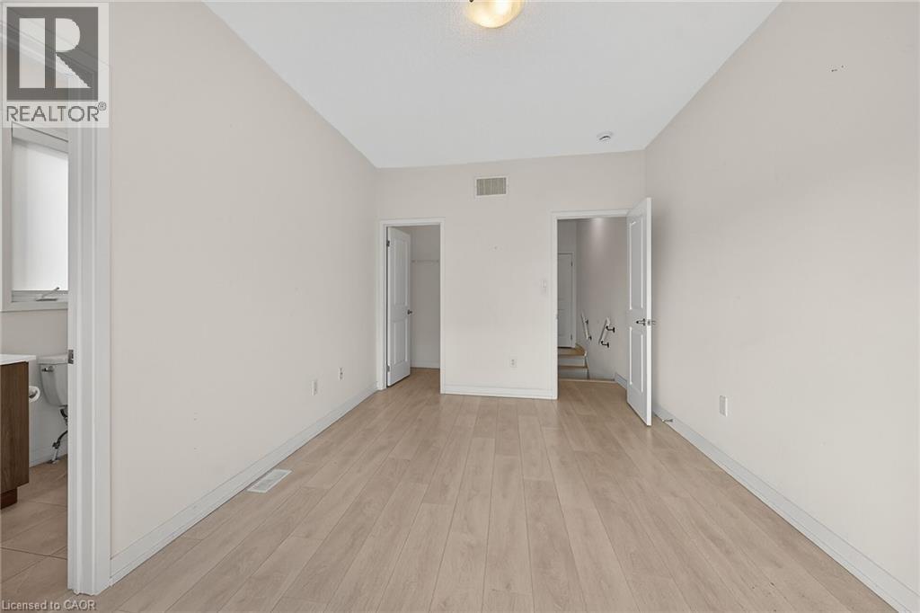 205 Sabina Drive, Oakville, Ontario  L6H 0L4 - Photo 31 - 40787790