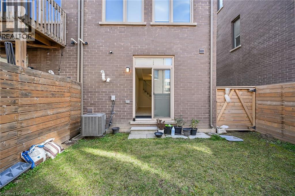 205 Sabina Drive, Oakville, Ontario  L6H 0L4 - Photo 45 - 40787790