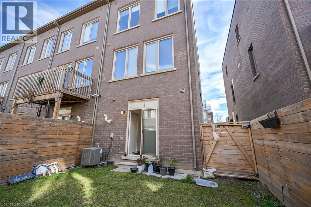 205 Sabina Drive, Oakville, Ontario  L6H 0L4 - Photo 44 - 40787790