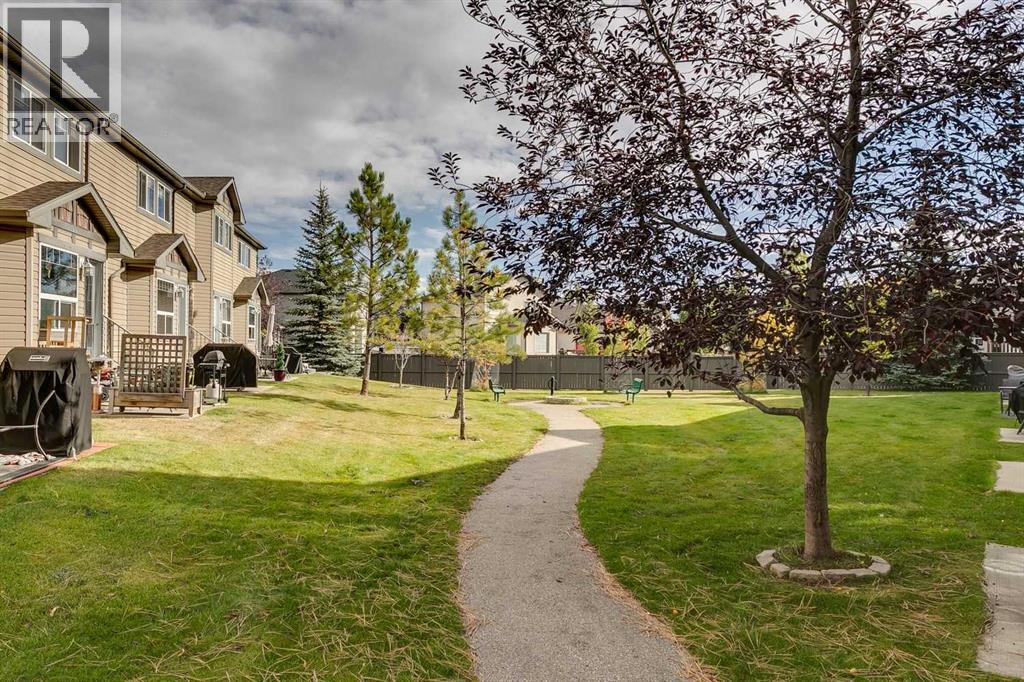 51 Spring Meadows Bay, Okotoks, Alberta  T1S 2G8 - Photo 37 - A2259710