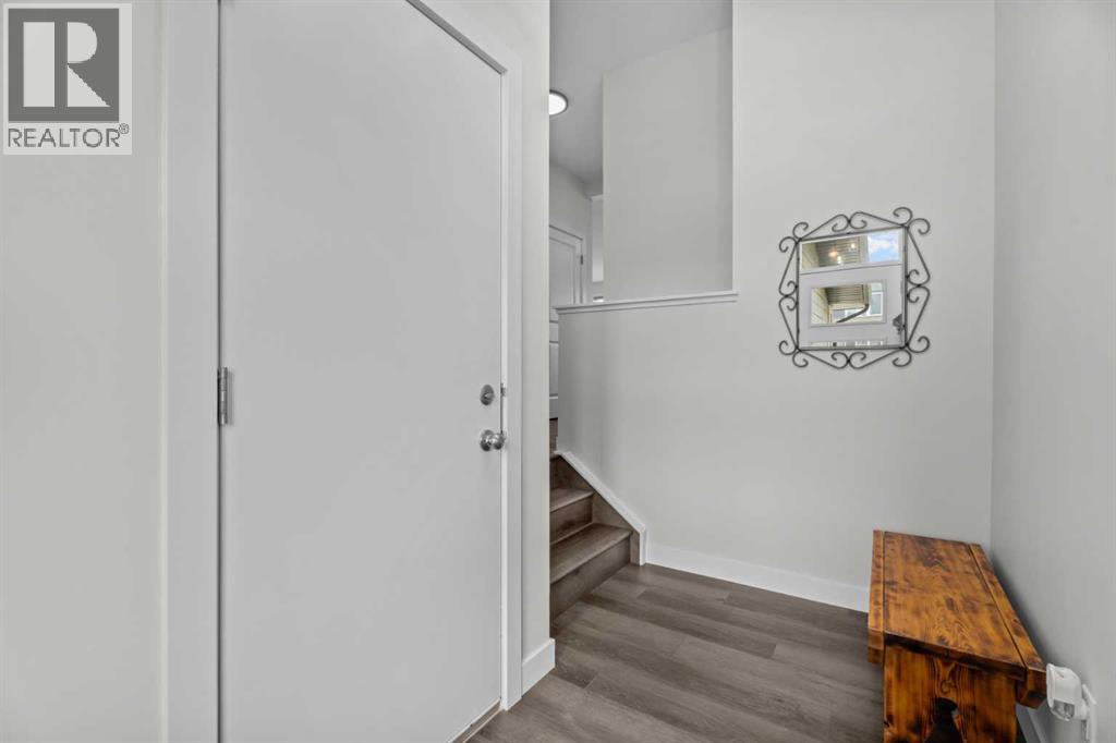 122 South Shore Court, Chestermere, Alberta  T1X 2S2 - Photo 5 - A2263783