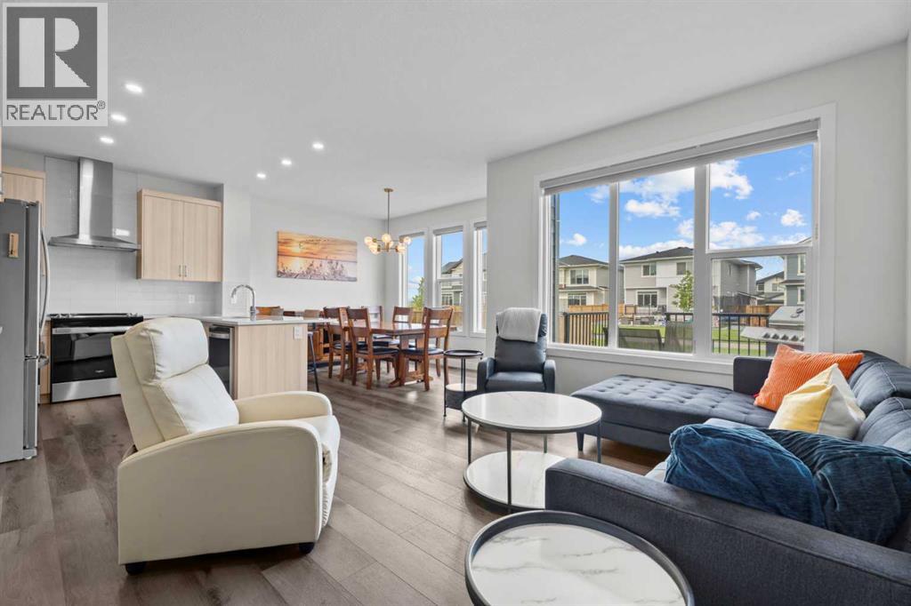 122 South Shore Court, Chestermere, Alberta  T1X 2S2 - Photo 8 - A2263783