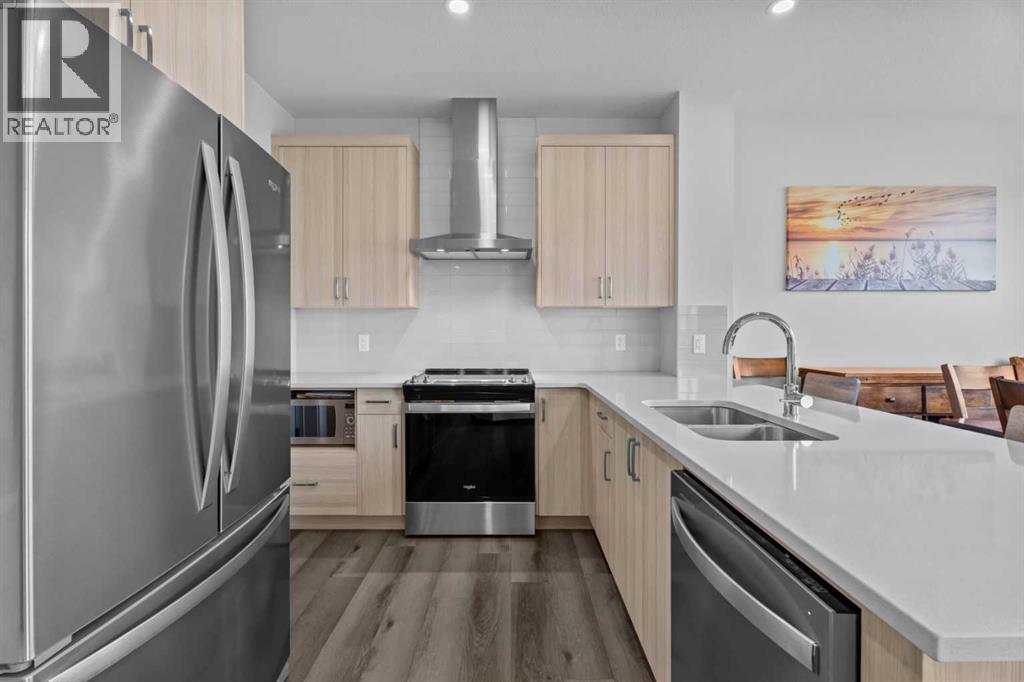 122 South Shore Court, Chestermere, Alberta  T1X 2S2 - Photo 15 - A2263783