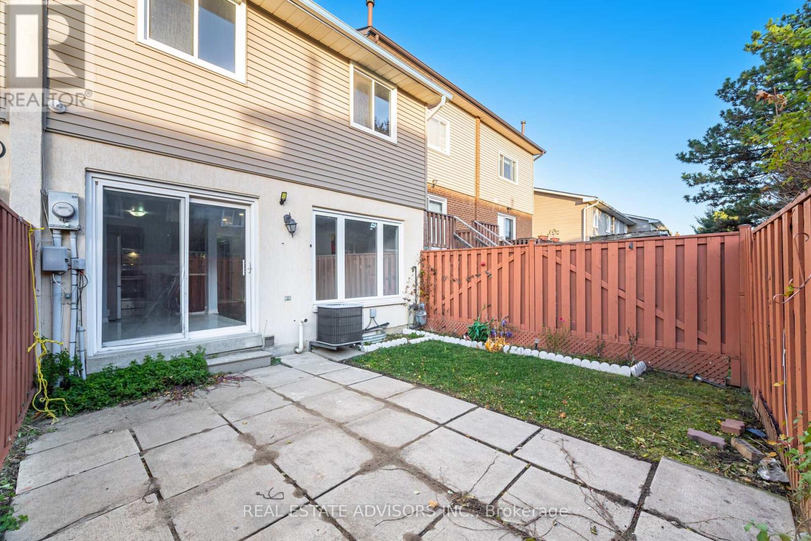 58 - 58 Carisbrooke Court, Brampton, Ontario  L6S 3K1 - Photo 25 - W12560620