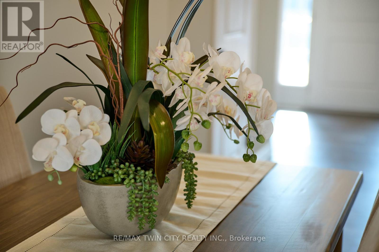 364 Chokecherry Crescent, Waterloo, Ontario  N2V 0H1 - Photo 9 - X11922984