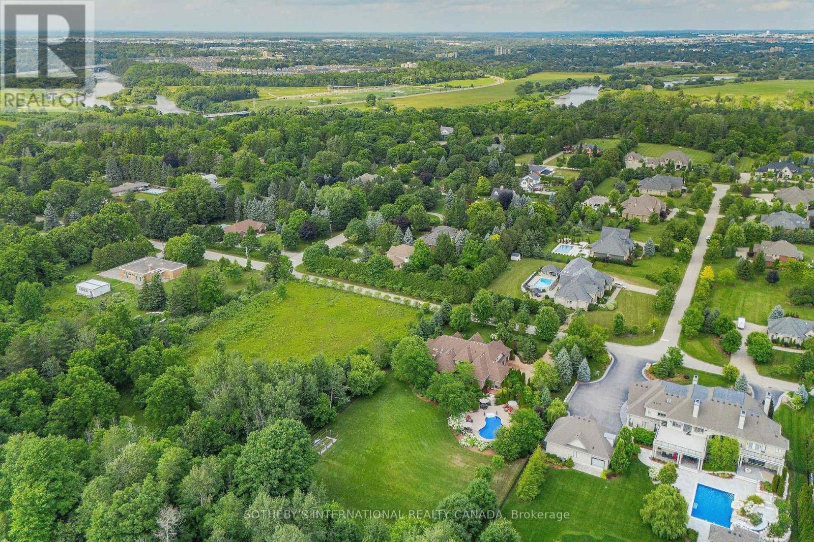 111 John Bricker Road, Cambridge, Ontario  N3H 4R8 - Photo 38 - X12375006