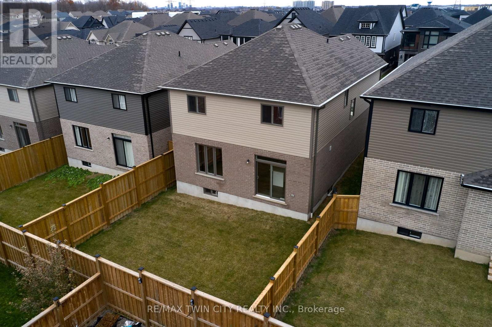 364 Chokecherry Crescent, Waterloo, Ontario  N2V 0H1 - Photo 37 - X11922984