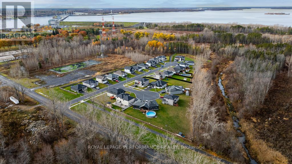 2321 Sebastien Road, Cornwall, Ontario K6J 0C1 - Photo 28 - X12563206