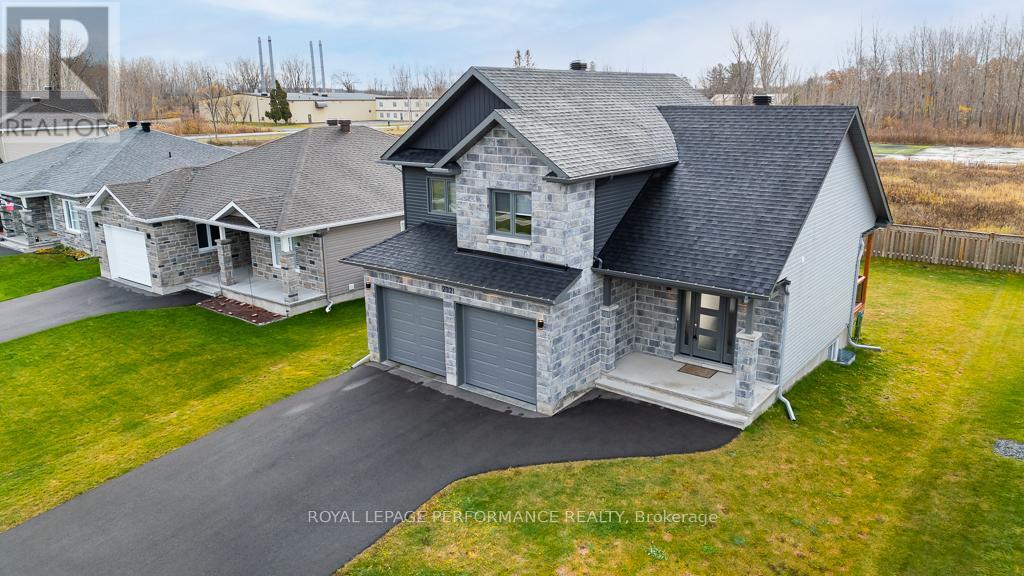 2321 Sebastien Road, Cornwall, Ontario K6J 0C1 - Photo 3 - X12563206