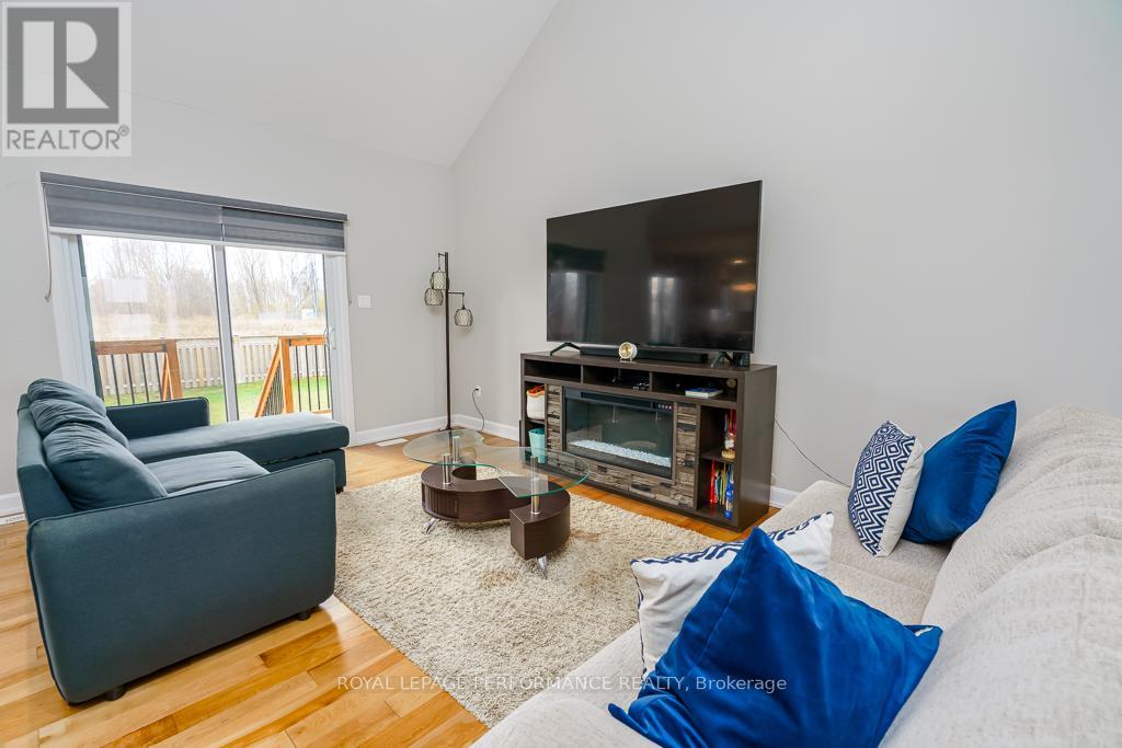 2321 Sebastien Road, Cornwall, Ontario K6J 0C1 - Photo 7 - X12563206