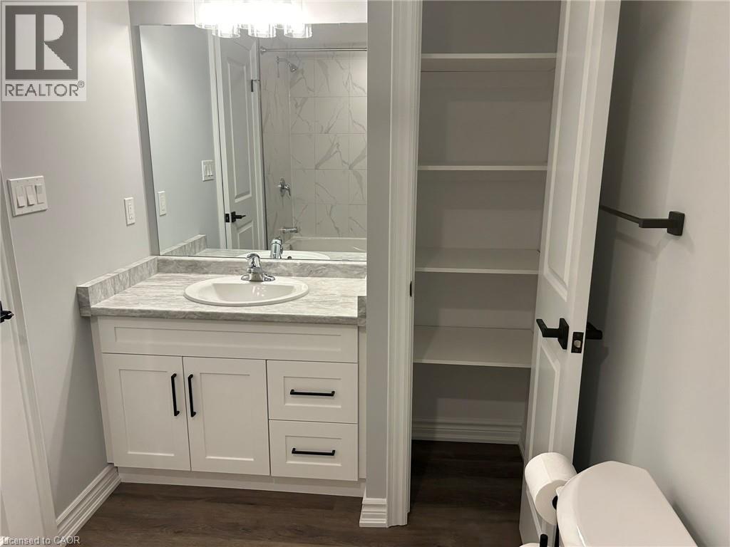 122 Clare Avenue Unit# Basement, Welland, Ontario  L3C 0B7 - Photo 8 - 40789611