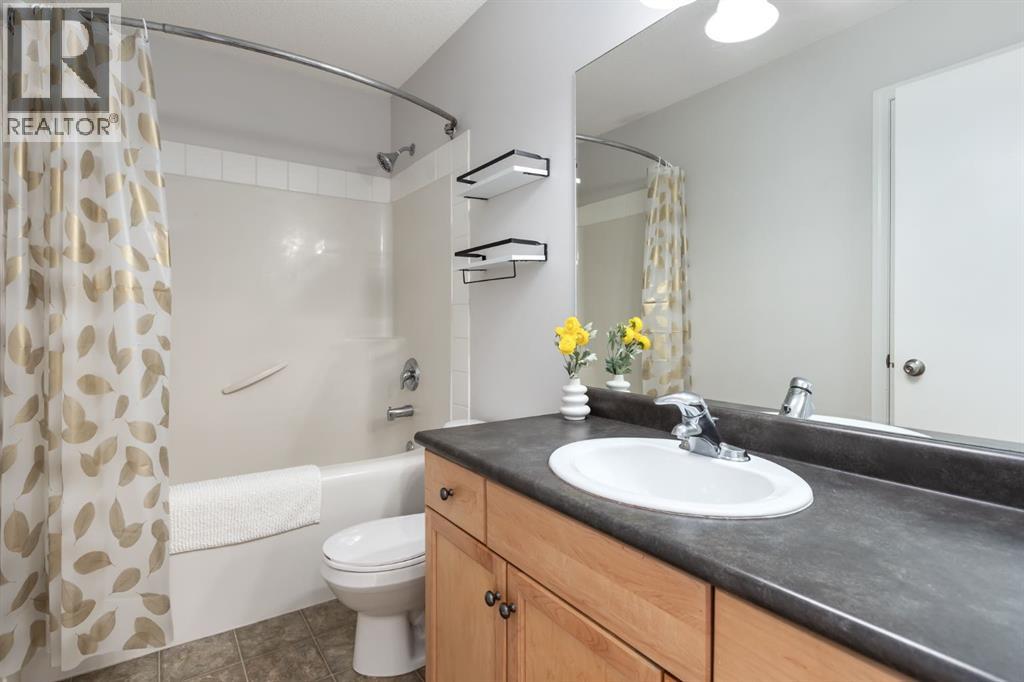 75 Mckenzie Towne Gate Se, Calgary, Alberta  T2Z 4G1 - Photo 26 - A2252253