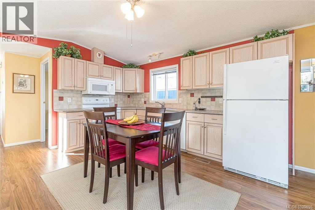 3955 Valewood Dr, Nanaimo, British Columbia V9T 6B9 - Photo 3 - 1020898