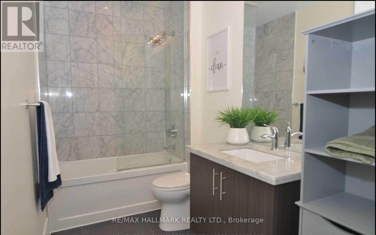 701 - 39 Queens Quay E, Toronto, Ontario  M5E 0A5 - Photo 11 - C12562974