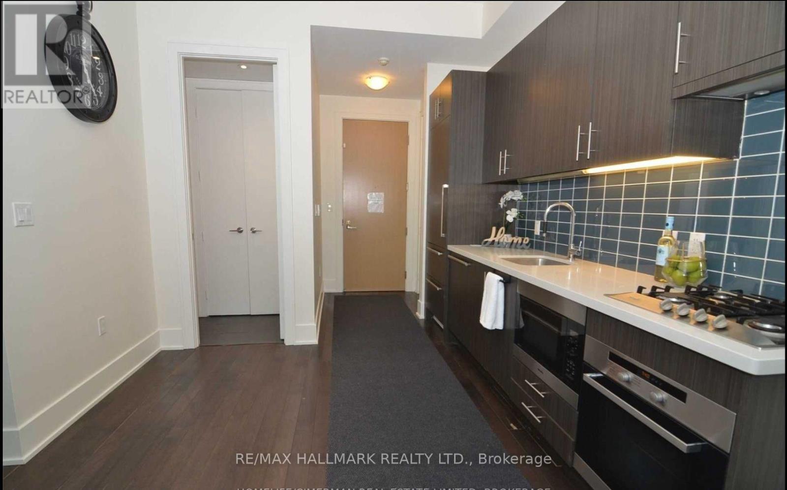 701 - 39 Queens Quay E, Toronto, Ontario  M5E 0A5 - Photo 6 - C12562974