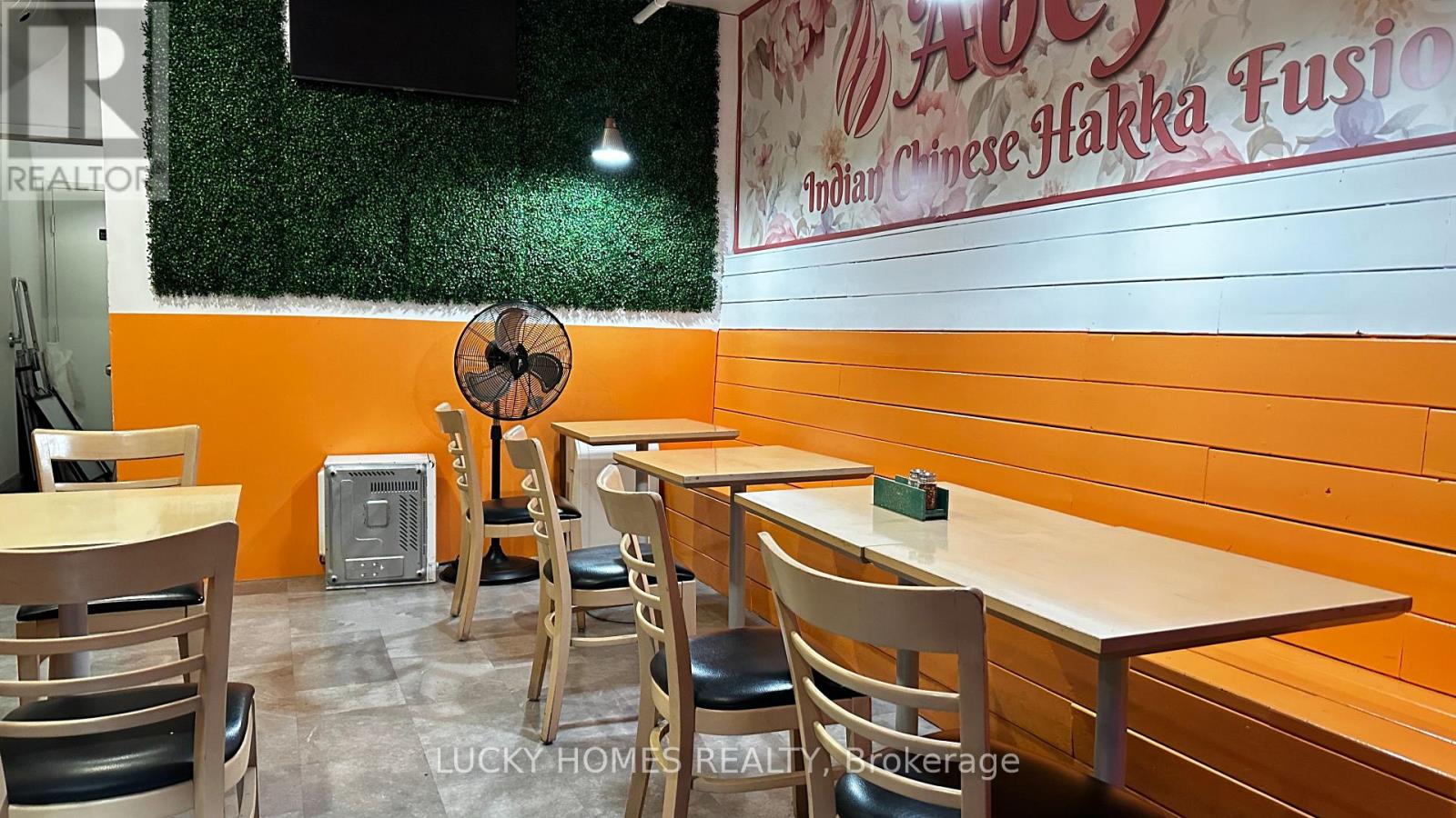 118 John Street, Toronto, Ontario  M5V 2E3 - Photo 16 - C12562978