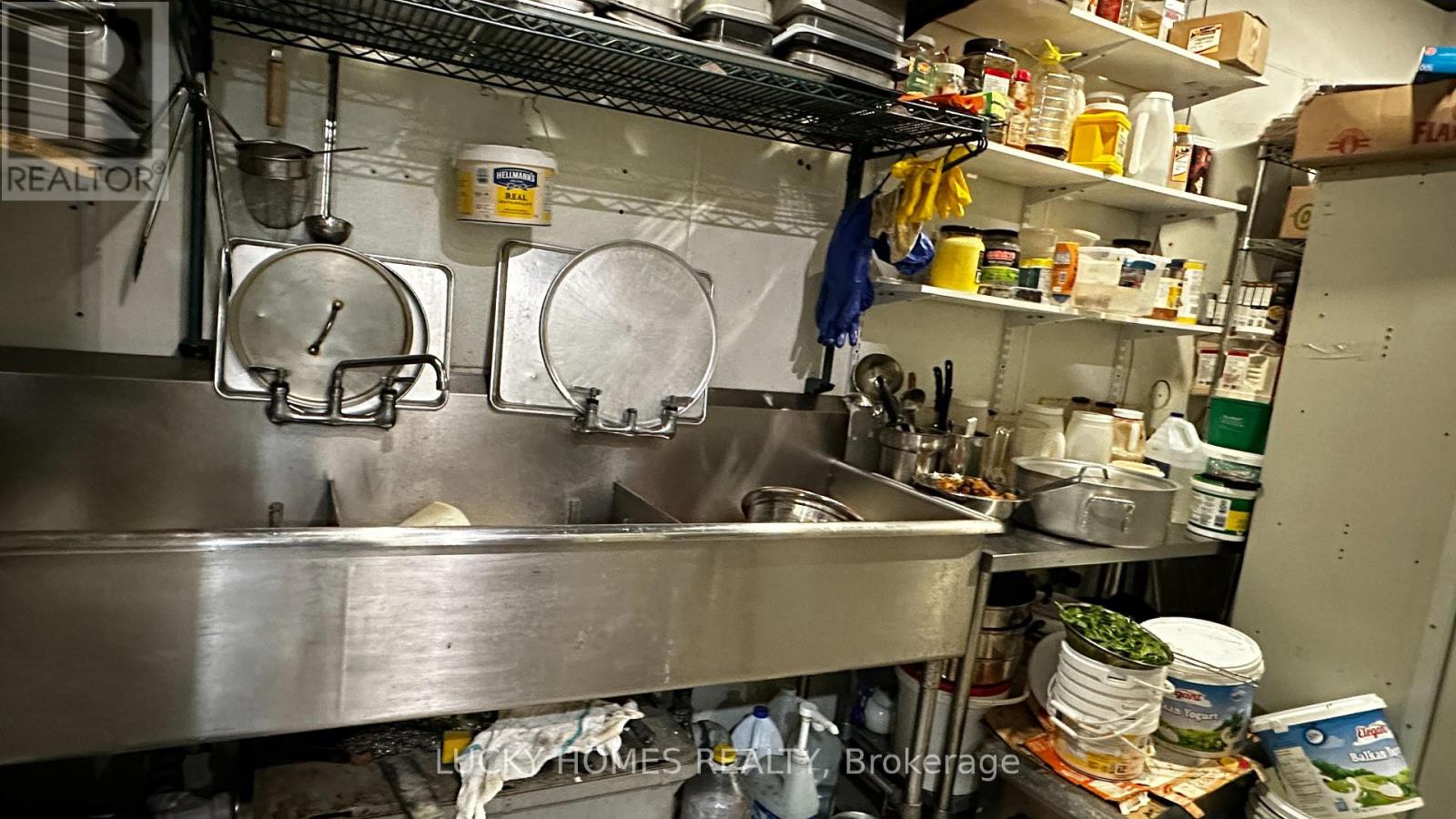 118 John Street, Toronto, Ontario  M5V 2E3 - Photo 31 - C12562978