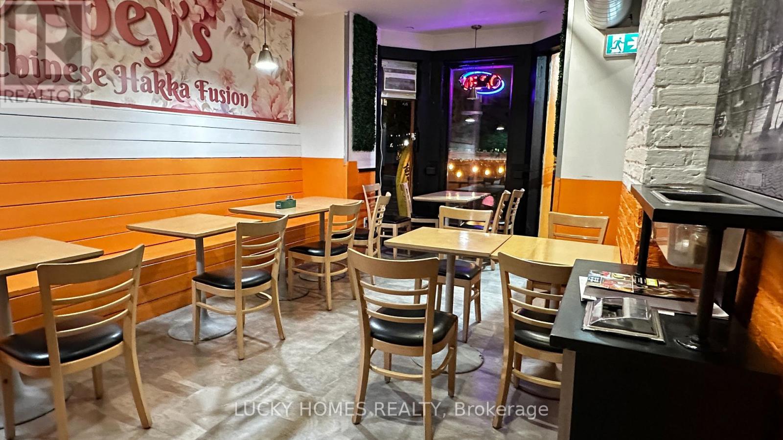 118 John Street, Toronto, Ontario  M5V 2E3 - Photo 32 - C12562978