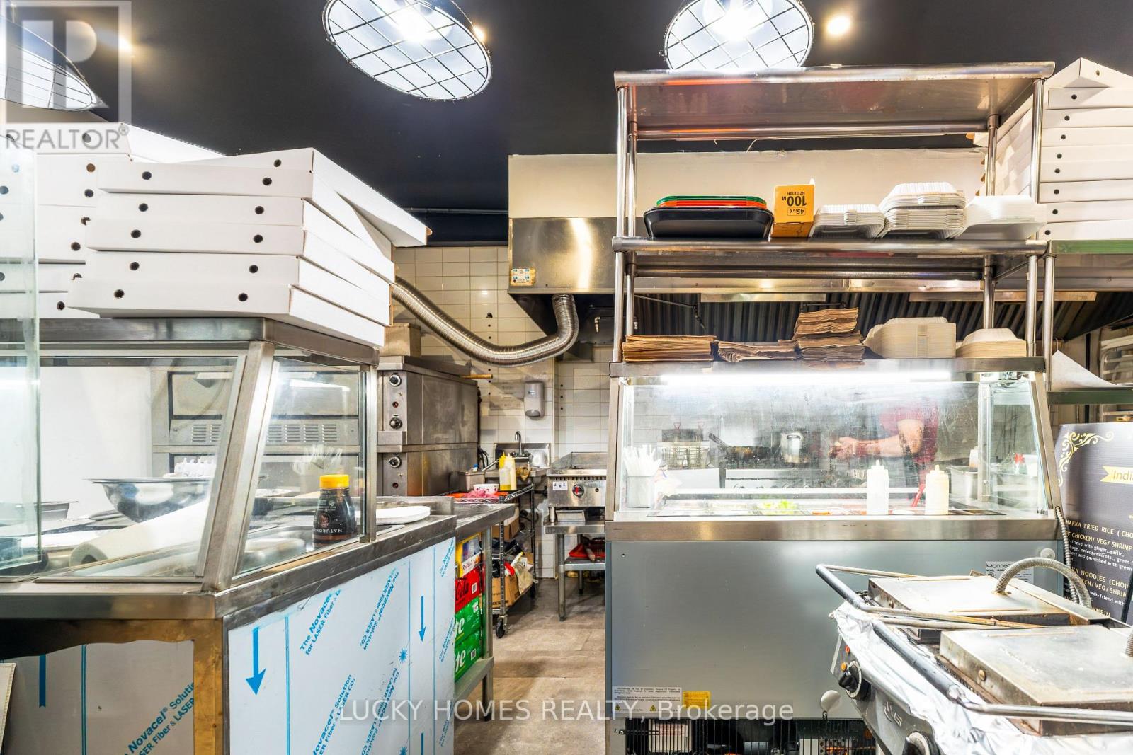 118 John Street, Toronto, Ontario  M5V 2E3 - Photo 8 - C12562978