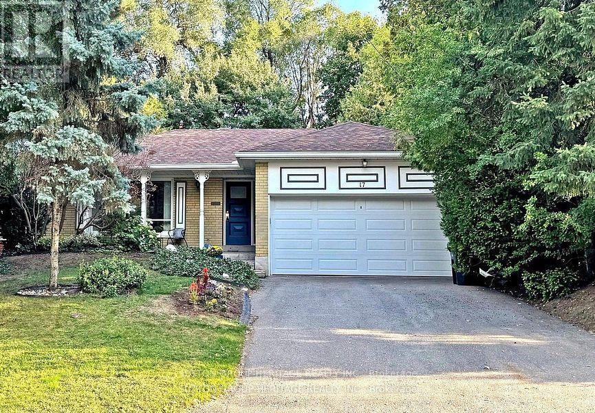 17 BRENHAM CRESCENT, Toronto, Ontario