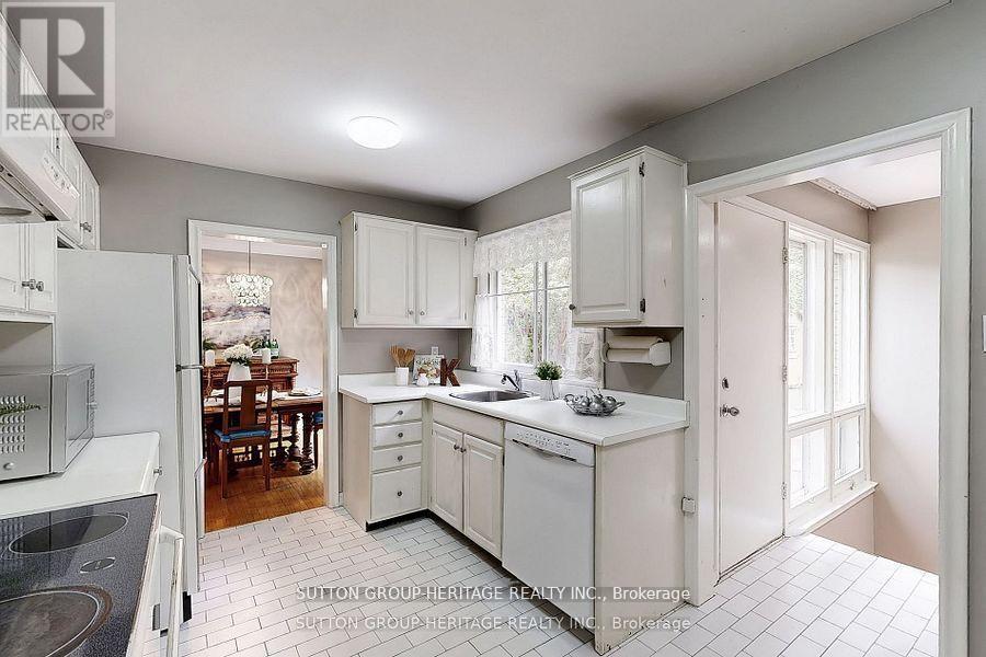 17 Brenham Crescent, Toronto, Ontario  M2M 2K9 - Photo 11 - C12562984